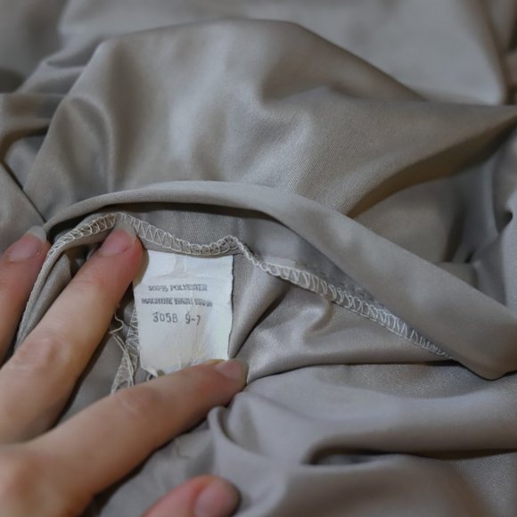 Vintage | neautral wrap skirt - Picture 10 of 10